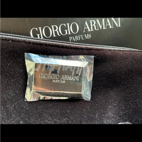 giorgio armani trio of velvet pouches new in box - Picture 2 of 8